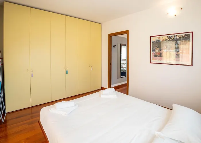 Apartament Getthekey Massarenti *