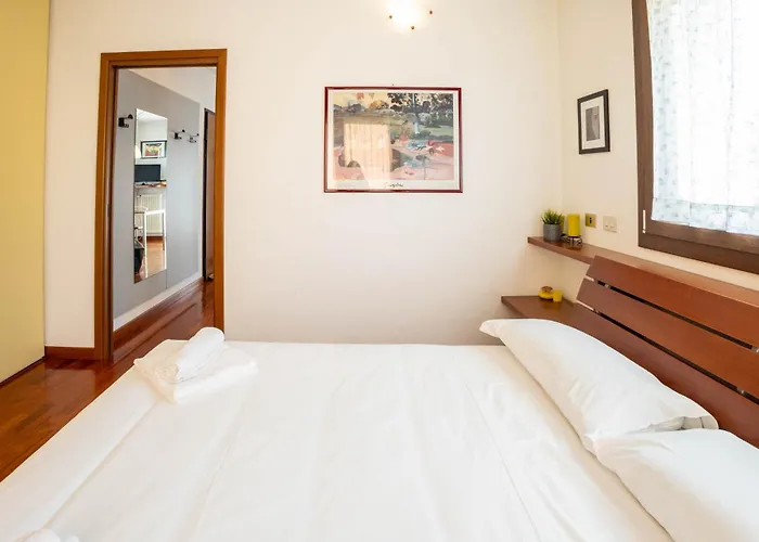 Getthekey Massarenti Apartament