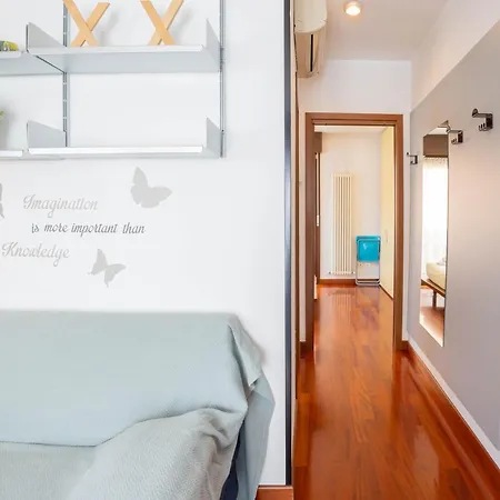 Getthekey Massarenti Apartment