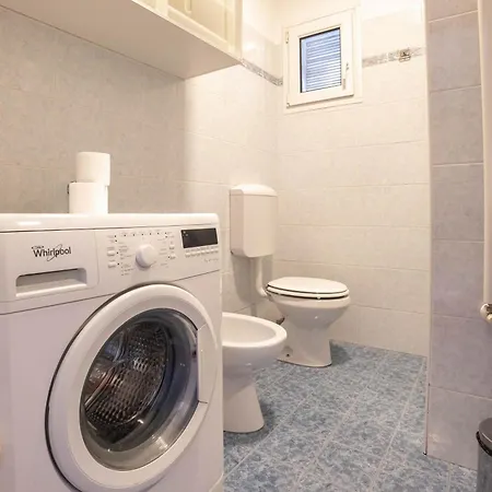 Getthekey Massarenti Apartment *