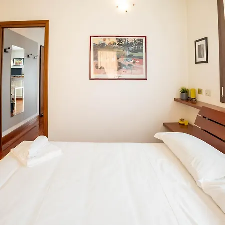 Getthekey Massarenti Apartment